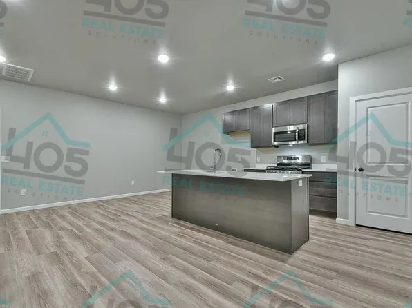 2811-2813 Josie, 2813 Josie Cir #2811, Oklahoma City, OK 73130