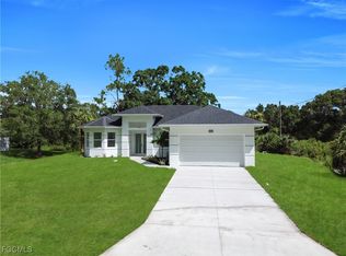 404 W 15th St, Lehigh Acres, FL 33972