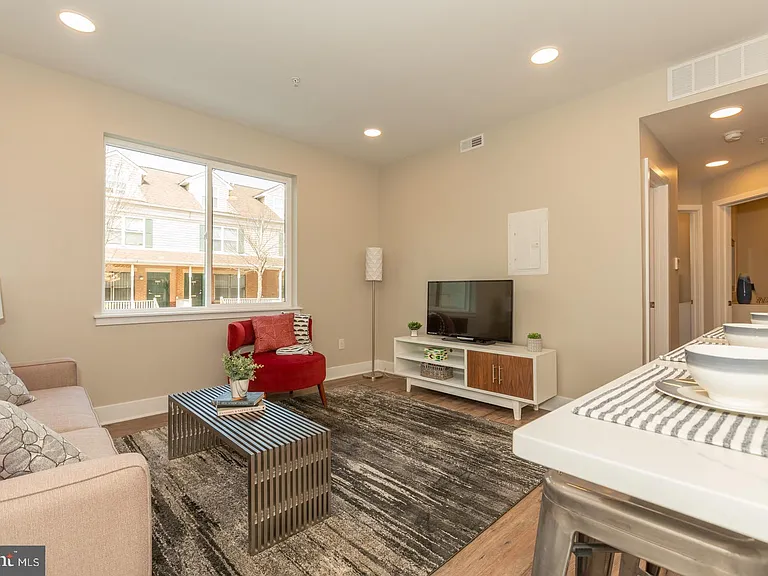 2220 Master St #28-3 — Photo 1