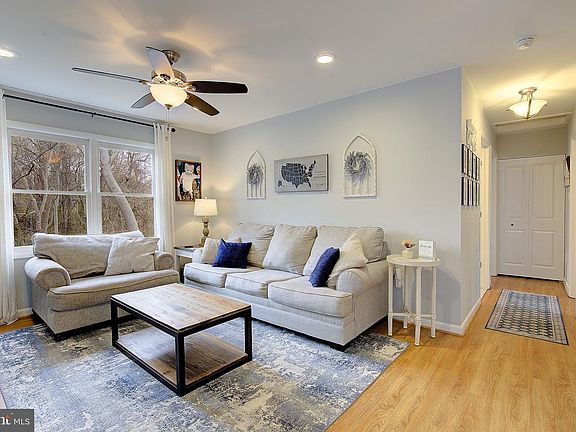 3rd image of 2819 Glasgow Way
