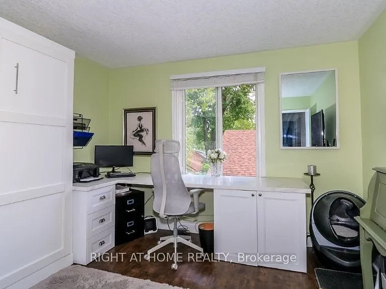 43 Olive Cres #201 — Photo 27