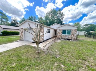 17 Jamaica St, Homosassa, FL 34446