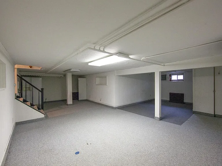 30 Chestnut Hill Pl — Photo 15