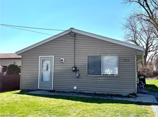 1930 4th St, Sandusky, OH 44870