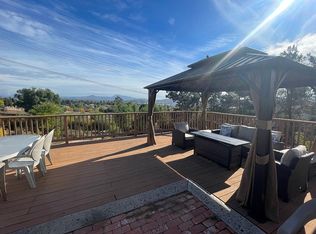 943 Deodar Rd, Escondido, CA 92026