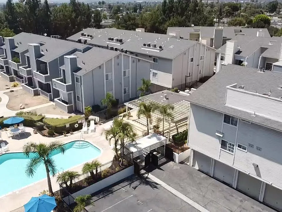 777 S Citrus Ave #150