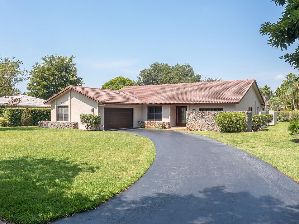 1st image of 448 NW 93rd Avenue