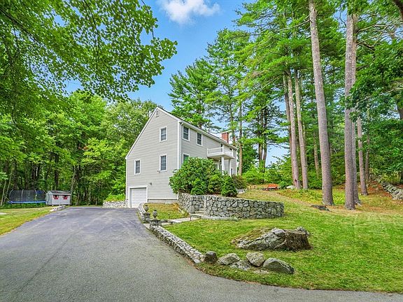 2nd image of 38 Groton Rd