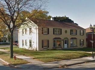 6505 W Center St APT 2, Wauwatosa, WI 53210