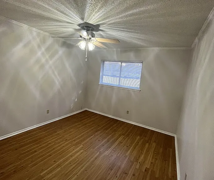 Juniper Springs Apartments — Photo 165