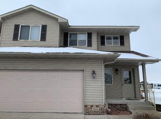 602 Graceview Loop E, Saint Joseph, MN 56374