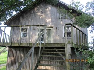 44143 Cross Island Rd, Wellesley Island, NY 13640