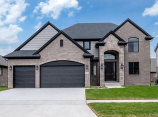 52881 Crimson Dr, Macomb, MI 48042