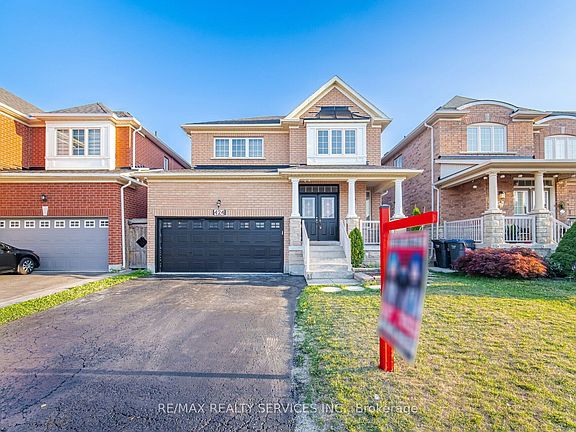 2nd image of 424 Sunny Meadow Blvd