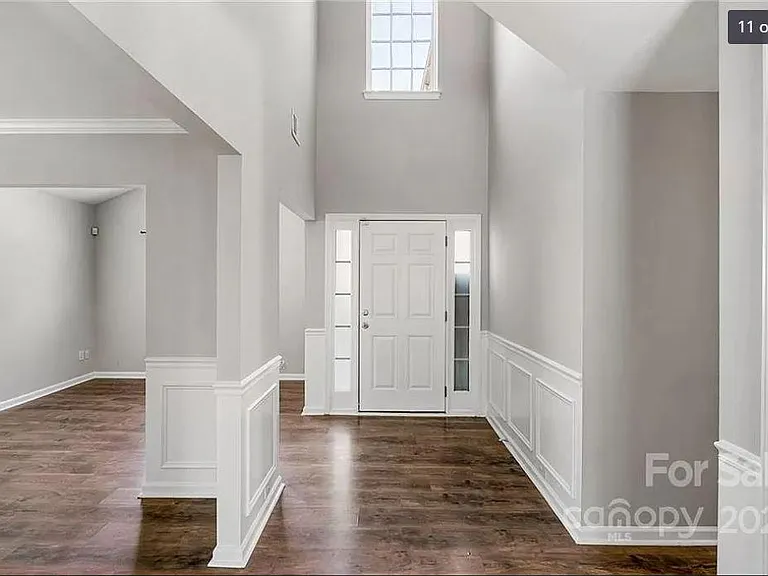 4613 Maple Crest Pl — Photo 3