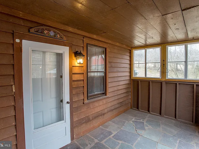 120 Tabor Rd — Photo 49
