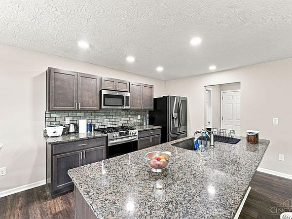 5th image of 2726 Leonardo Way