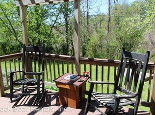 66 Price Rd, Asheville, NC 28805