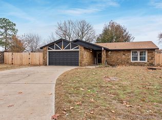 8912 E 134th St S, Bixby, OK 74008
