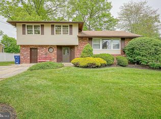 904 Orlando Rd, Cherry Hill, NJ 08034