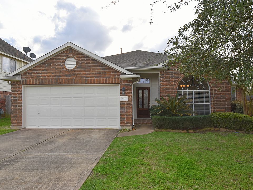 1st image of 8511 Woodland Knoll Ln
