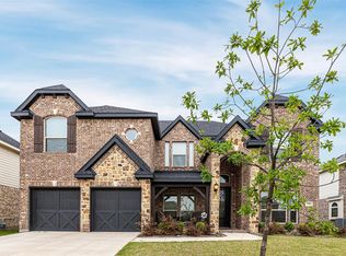 7116 Playa Norte Dr, Grand Prairie, TX 75054