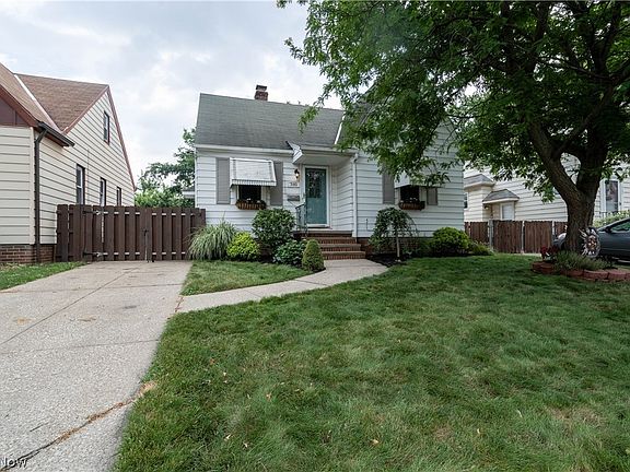 2nd image of 3193 W 139th St