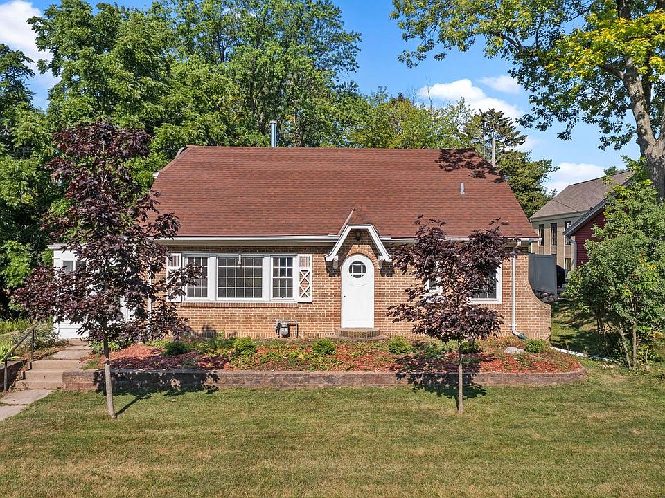 439 North Harrison STREET, Port Washington, WI 53074 Zillow