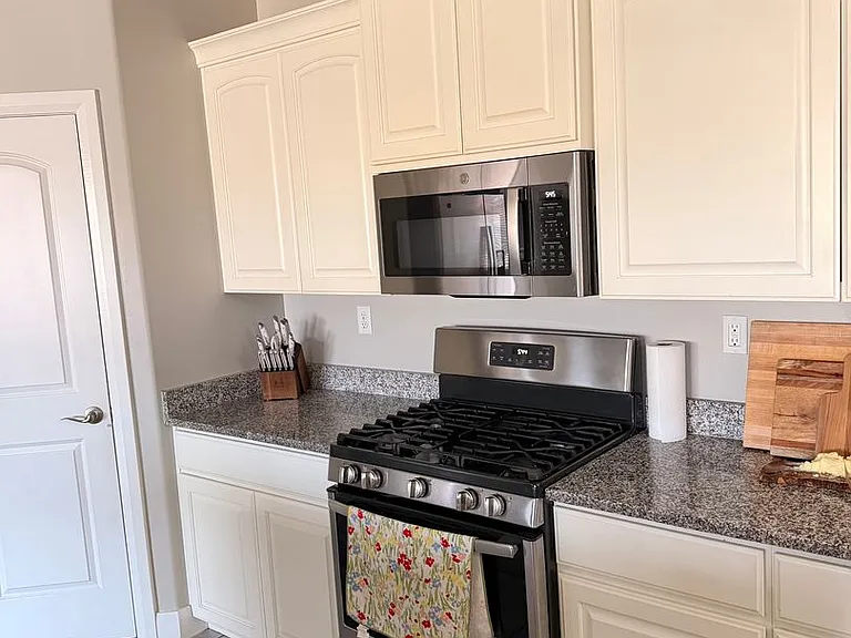 2689 W 220 N — Photo 7