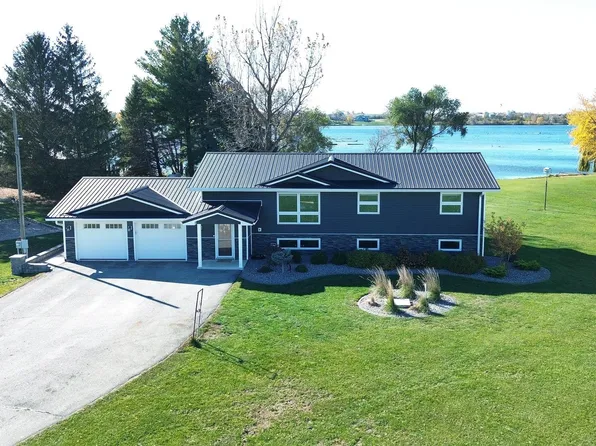 2681 Amherst Pl, Nashua, IA 50658