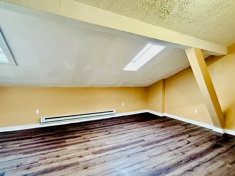 530 E Washington Ave #3 — Photo 8