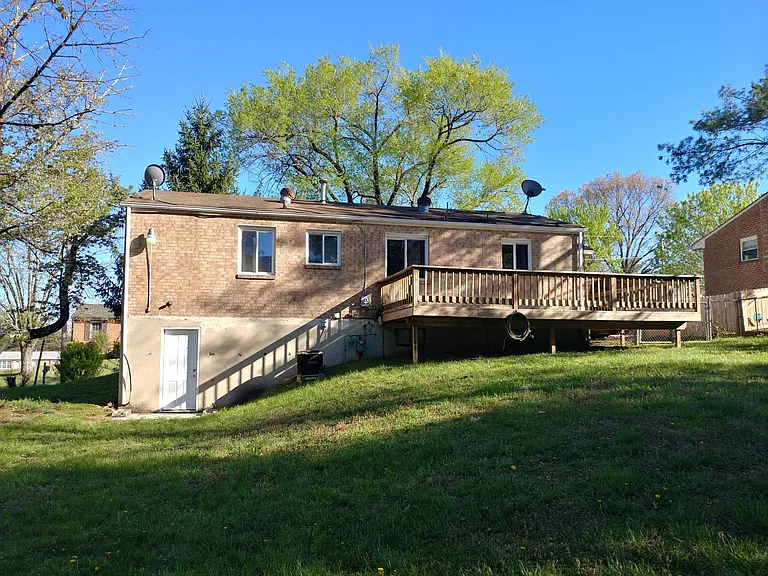 2809 Creekwood Dr — Photo 6