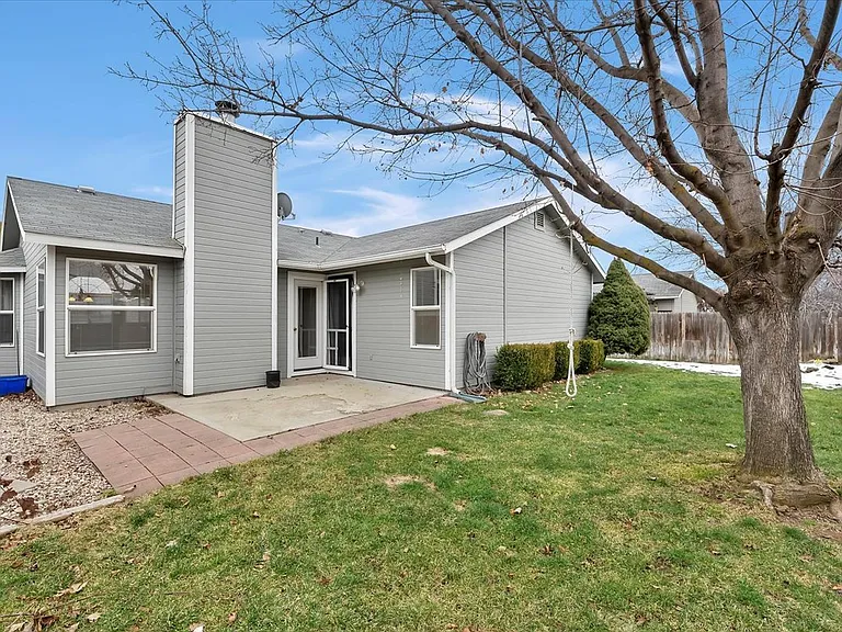 4245 S Danridge Ave — Photo 31
