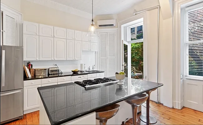 Rented by Corcoran | media 12