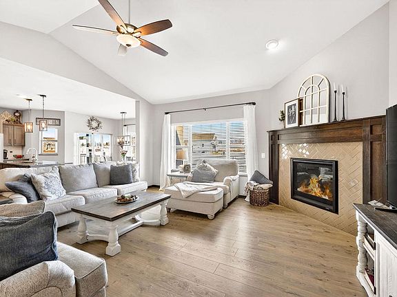 5th image of 4960 Prairie Spring Court