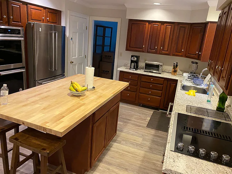47 Stonegate Rd — Photo 8
