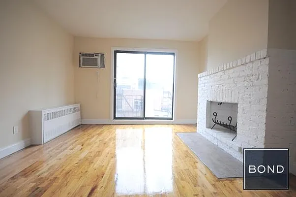 Rented by Bond New York | media 16