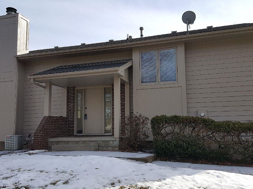 1315 90th Street, Clive, IA 50325
