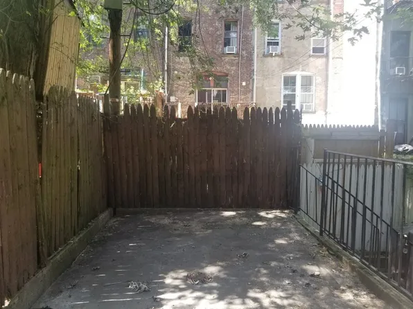 736a Union Street