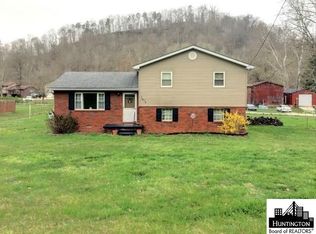 2268 E Mud River Rd, Milton, WV 25541