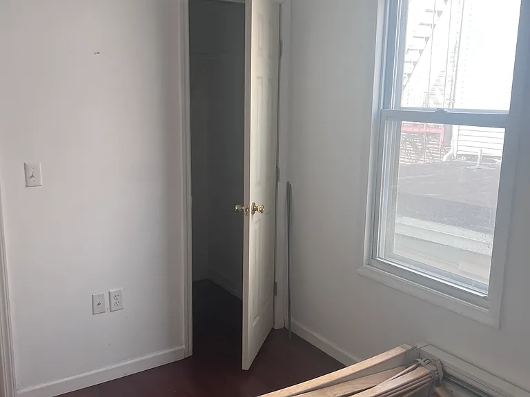65 Clifton Pl #2 — Photo 14