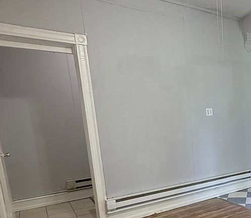 3rd image of 1713 W Tioga St