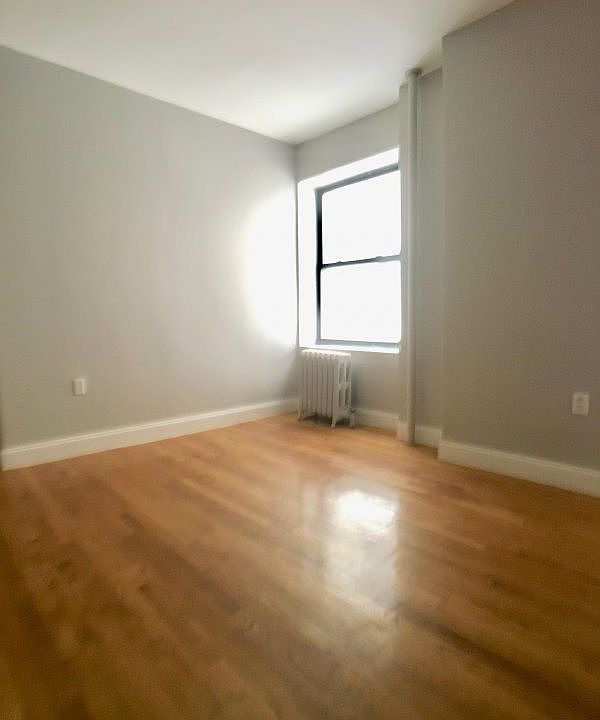 1st image of 701 W 179th St APT 1