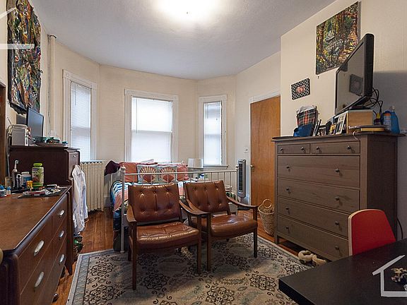 4th image of 118 Park St #16B