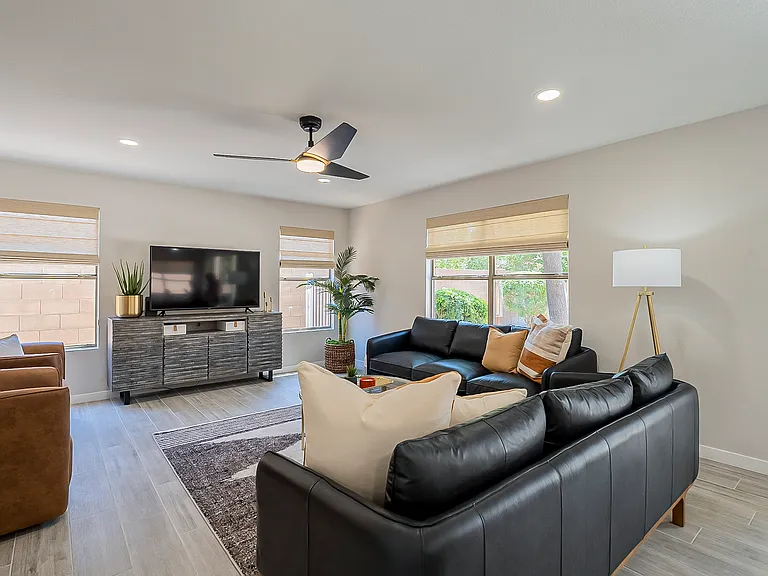 1078 S Riata St — Photo 19