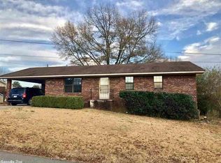 349 Hall St, Clinton, AR 72031