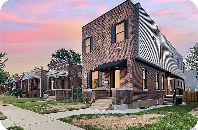 1st image of 5217 Botanical Ave
