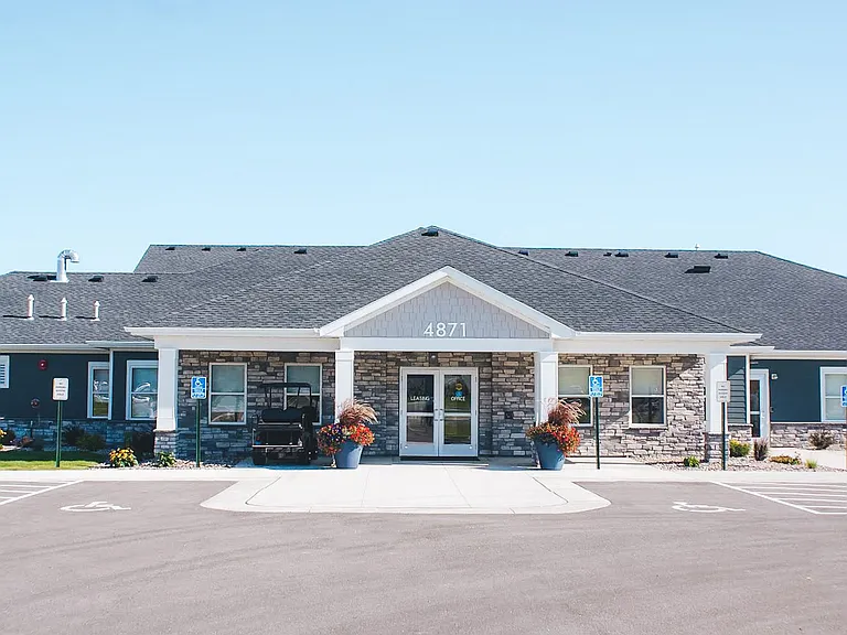 The Pines | Specials Available | Townhomes For Rent — Photo 39