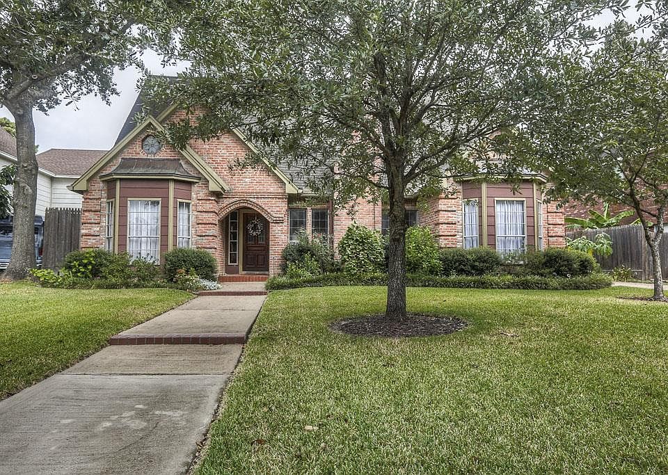 1st image of 3802 Holder Forest Dr