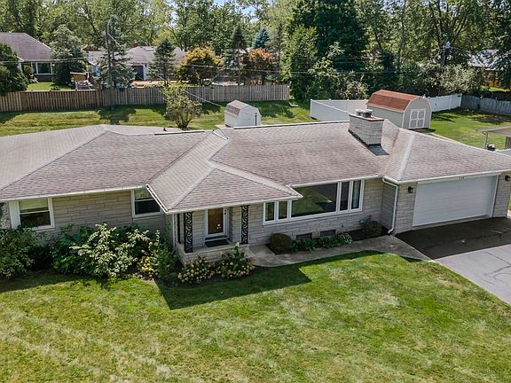 4th image of 109 Parkway Dr